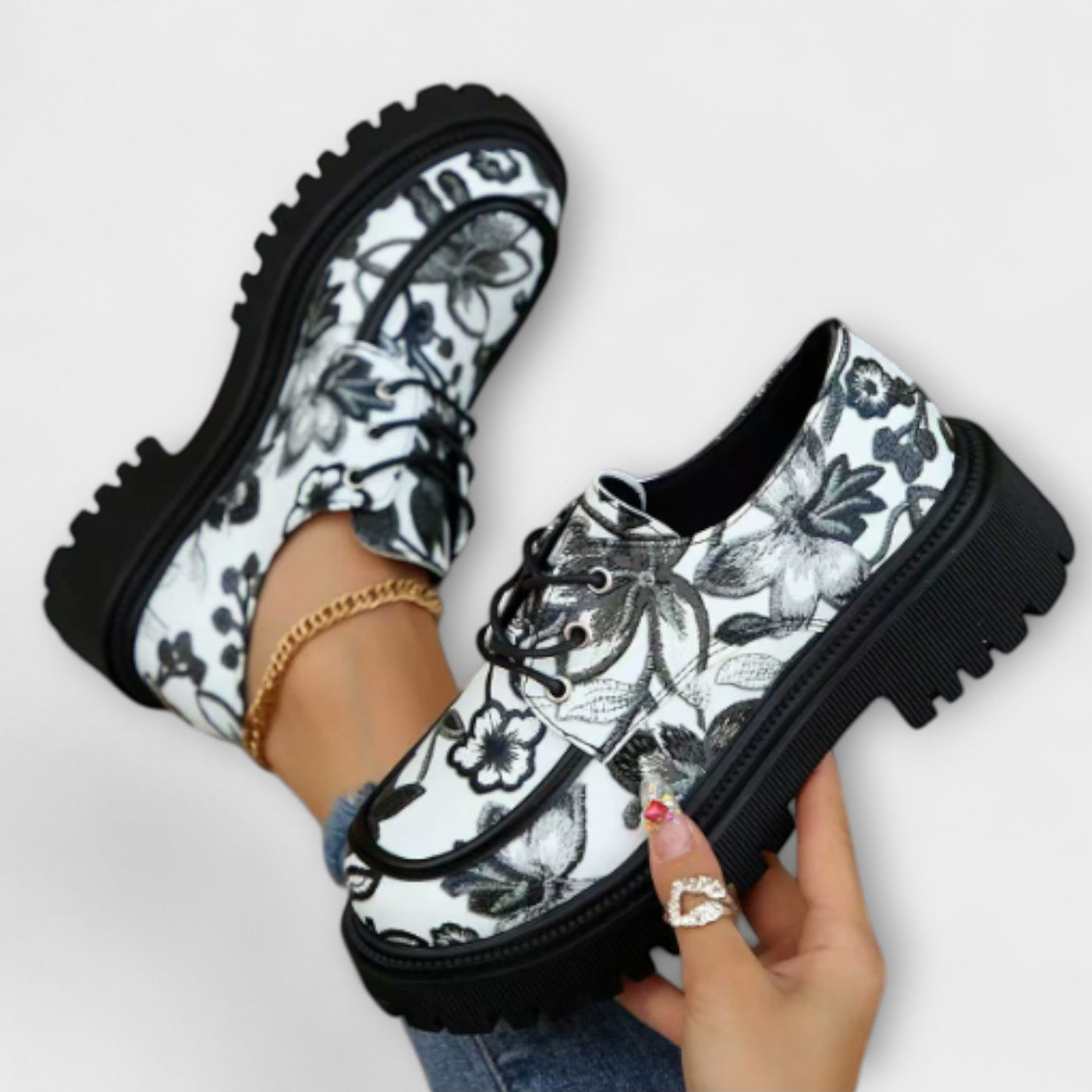 Sandra - Klasične Retro Mokasine sa Stilom