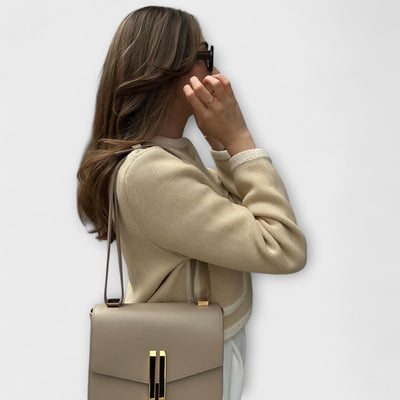 Klasični kardigan s ukrasnim džepovima